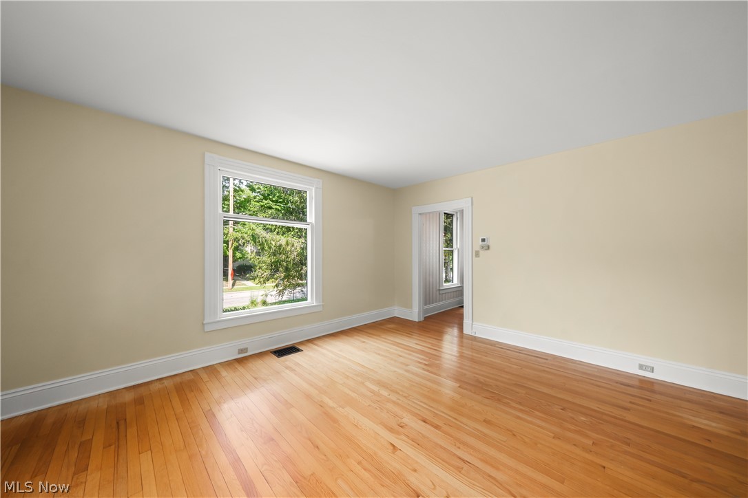 83 S Cedar Street Oberlin OH 44074