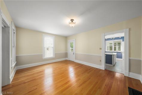 83 S Cedar Street Oberlin OH 44074
