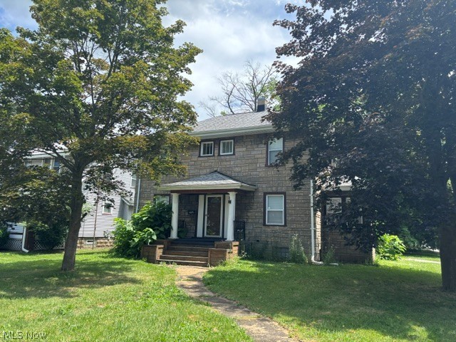 405 Oak Knoll SE Warren OH 44483