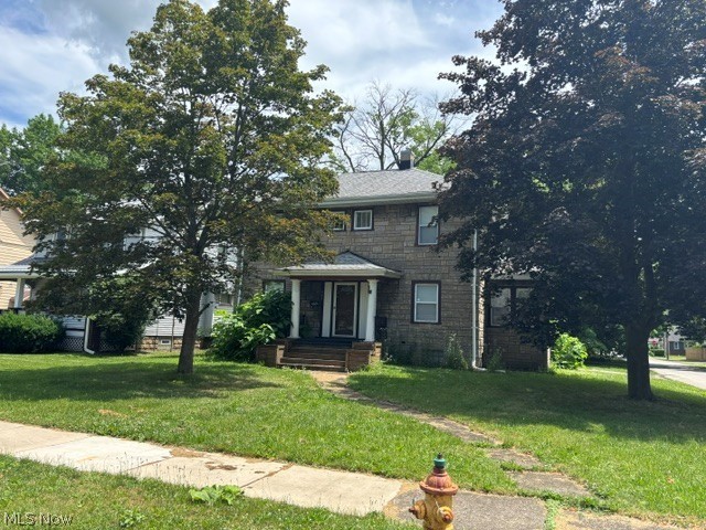 405 Oak Knoll SE Warren OH 44483