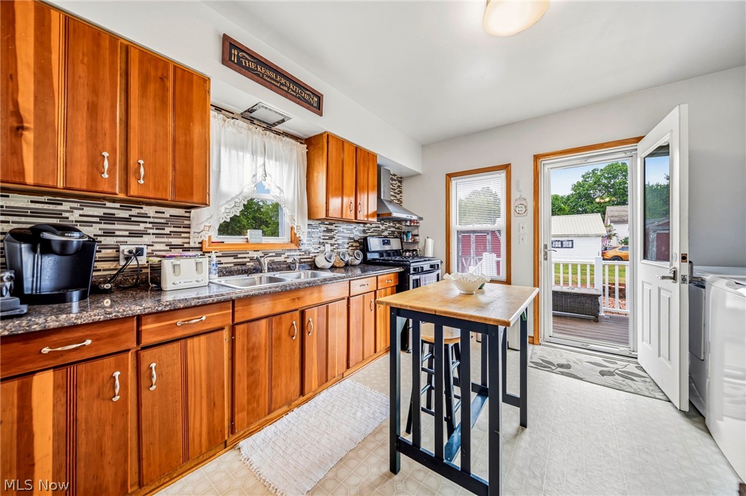 400 Jennie Street Conneaut OH 44030