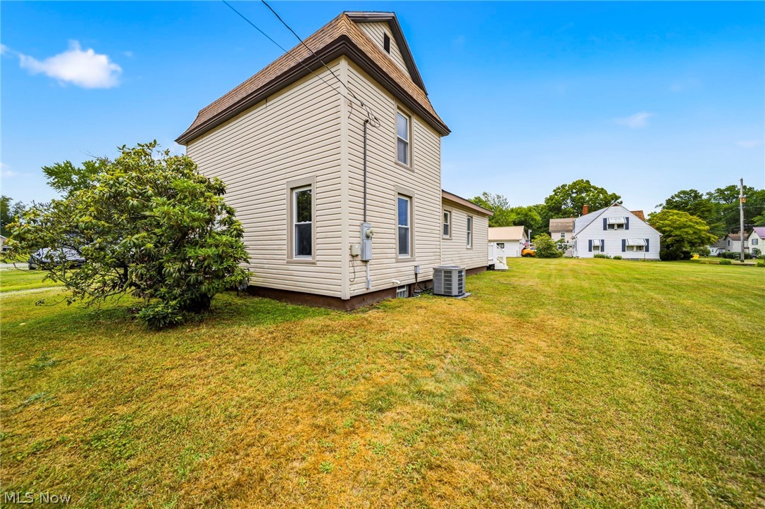 400 Jennie Street Conneaut OH 44030