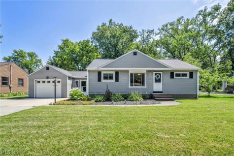 6033 Stearns Road North Olmsted OH 44070