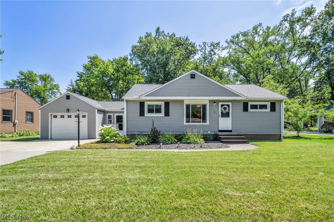 6033 Stearns Road North Olmsted OH 44070