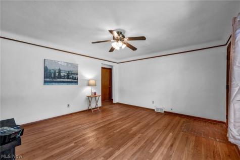 6033 Stearns Road North Olmsted OH 44070