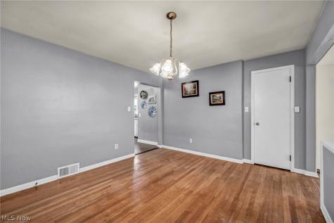 6033 Stearns Road North Olmsted OH 44070