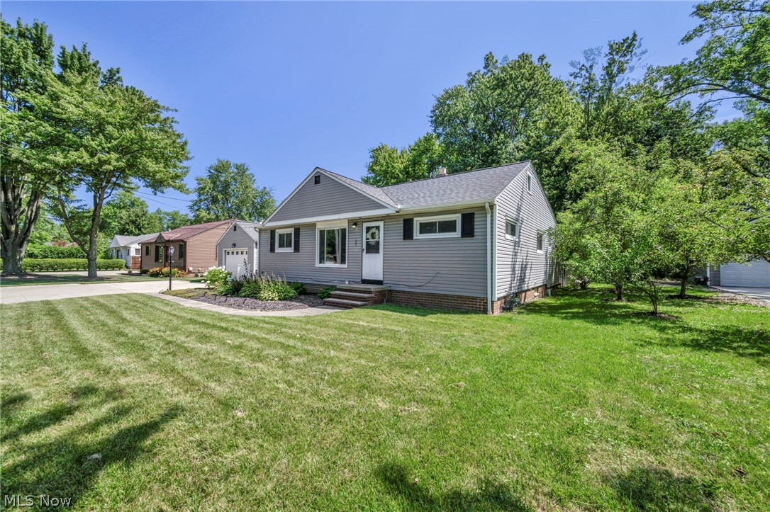 6033 Stearns Road North Olmsted OH 44070