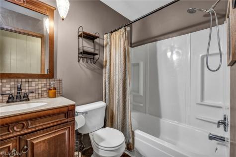 6033 Stearns Road North Olmsted OH 44070