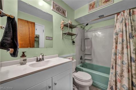 6033 Stearns Road North Olmsted OH 44070