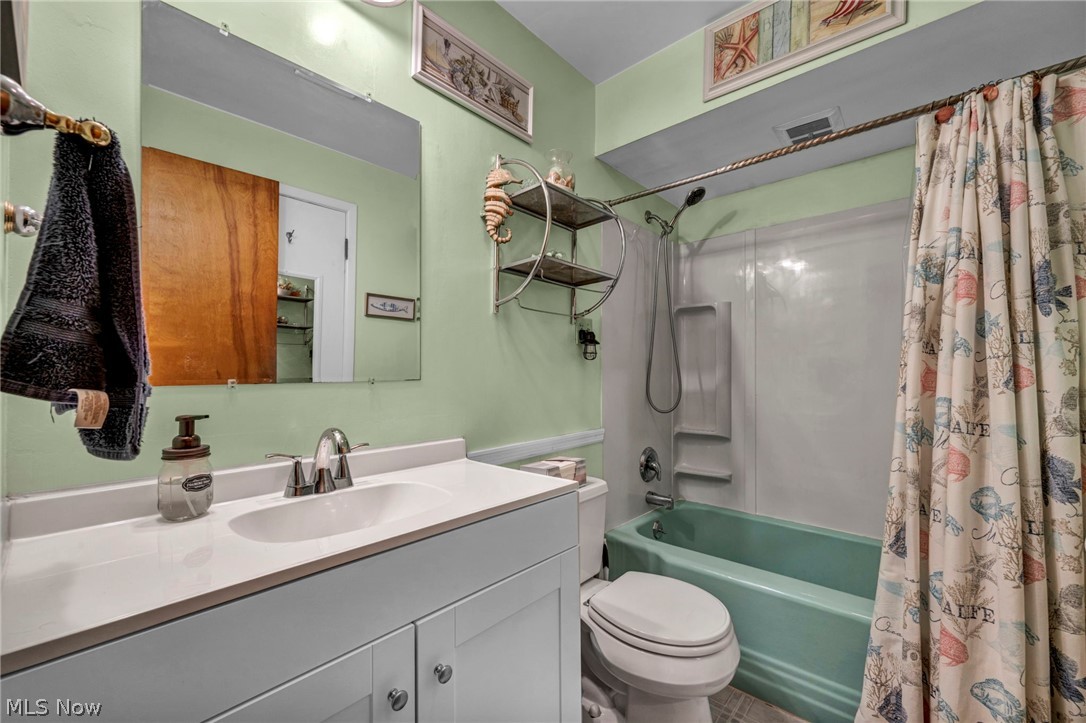 6033 Stearns Road North Olmsted OH 44070