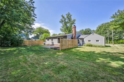6033 Stearns Road North Olmsted OH 44070