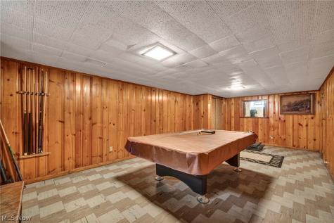 6033 Stearns Road North Olmsted OH 44070