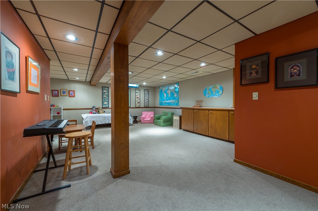 1916 Hunters Point Lane Westlake OH 44145