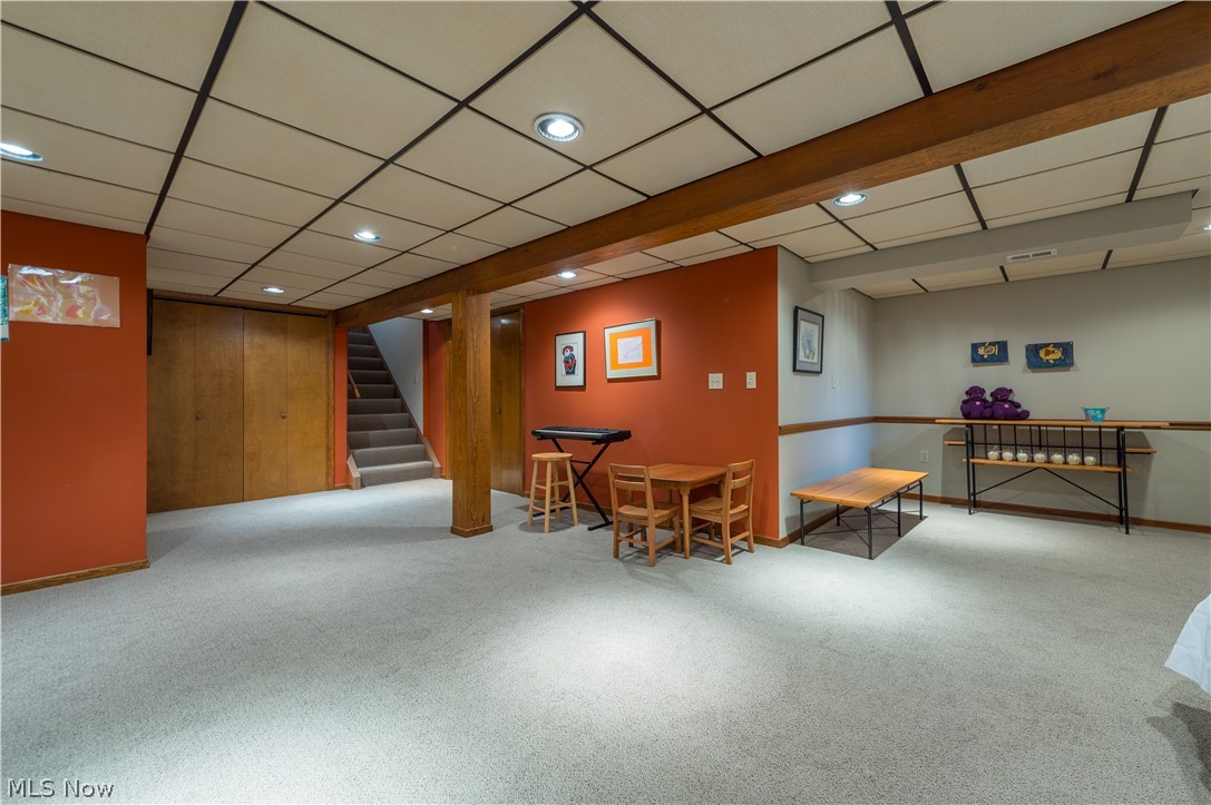 1916 Hunters Point Lane Westlake OH 44145