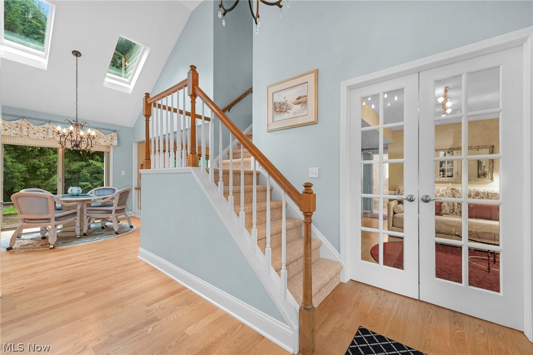 1916 Hunters Point Lane Westlake OH 44145