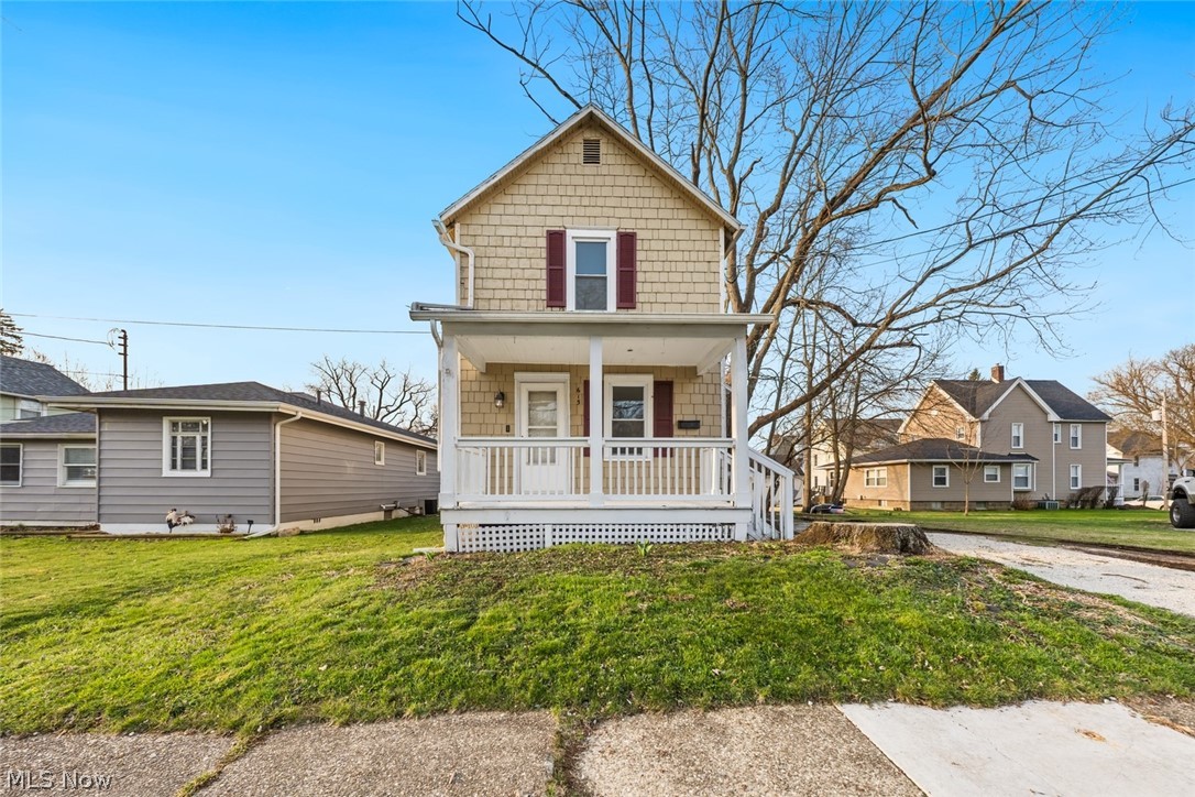 615 W Spruce Avenue Ravenna OH 44266