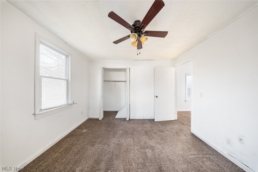 615 W Spruce Avenue Ravenna OH 44266