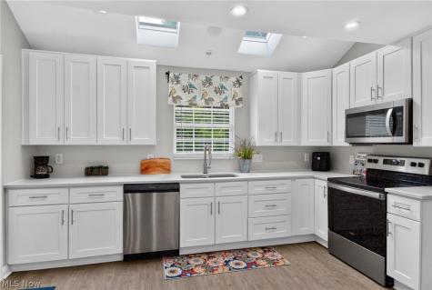 444 Hampshire Road Akron OH 44313
