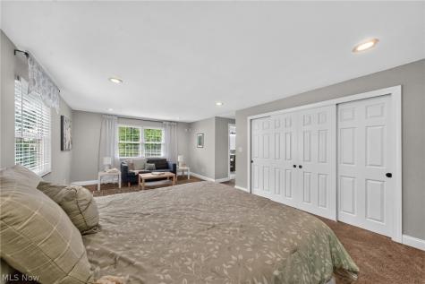 444 Hampshire Road Akron OH 44313