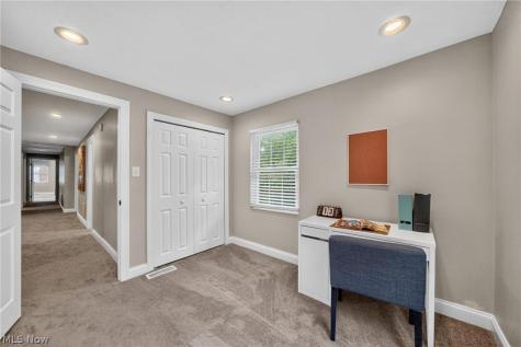 444 Hampshire Road Akron OH 44313