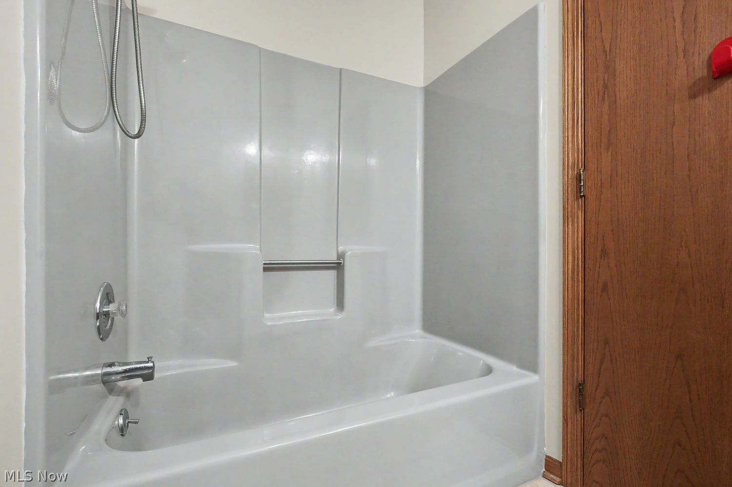1457 Gray Fox Drive North Canton OH 44720
