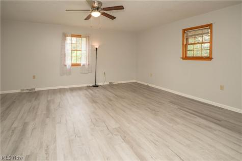 2491 Perry Drive SW Canton OH 44706