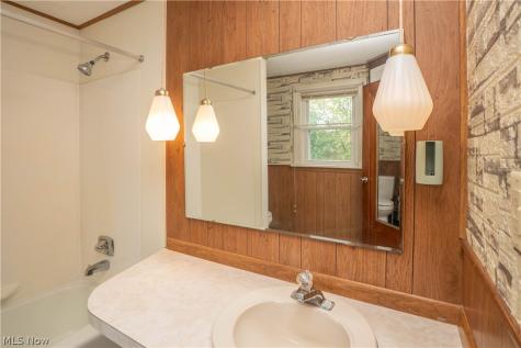 2491 Perry Drive SW Canton OH 44706