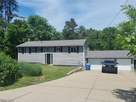 855 Rothrock Circle Copley OH 44321