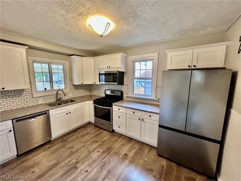 11921 Franklin Boulevard Lakewood OH 44107