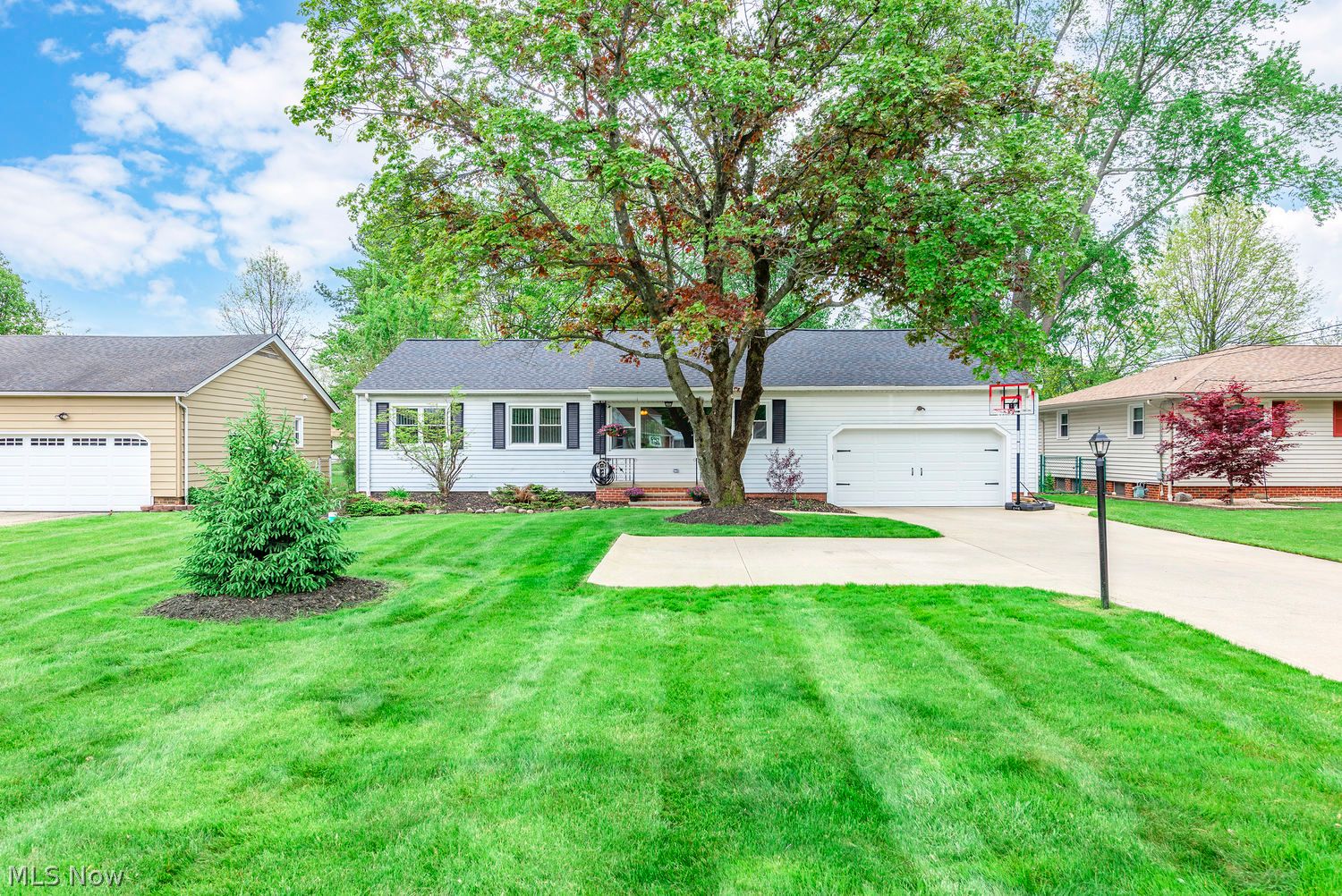 13297 Whitney Road Strongsville OH 44136