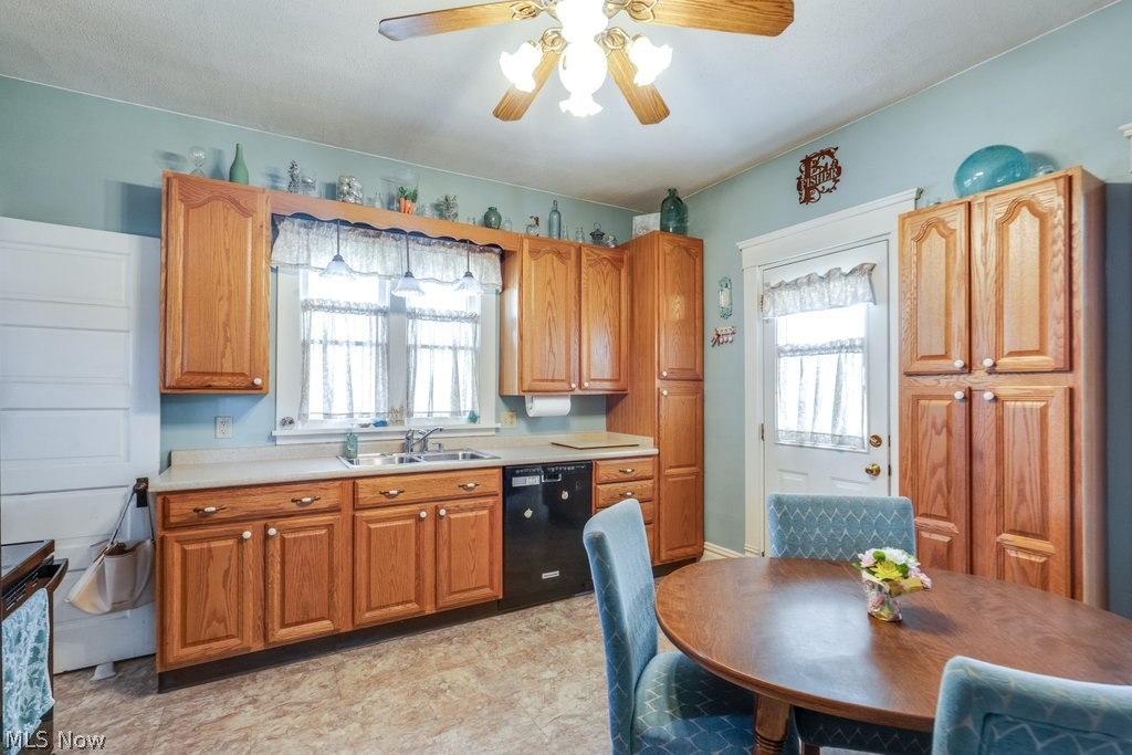 1216 W Market Street Orrville OH 44667