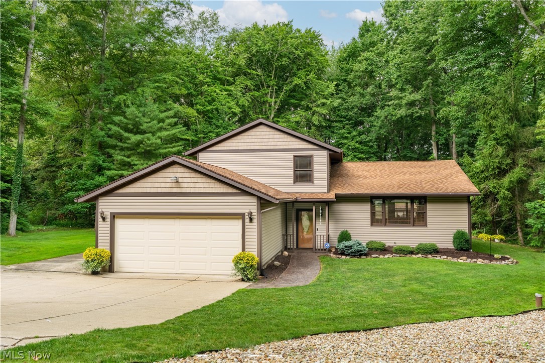 563 Kapity Drive Mogadore OH 44260