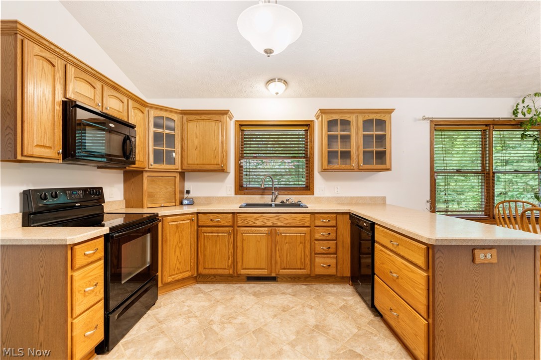 563 Kapity Drive Mogadore OH 44260