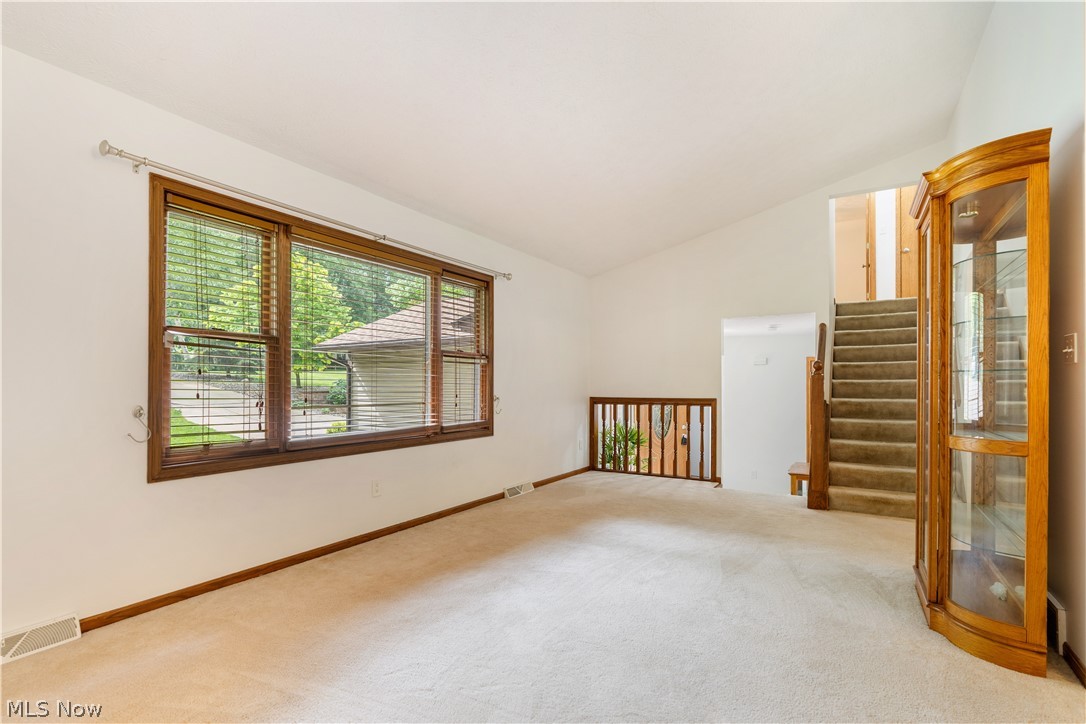 563 Kapity Drive Mogadore OH 44260