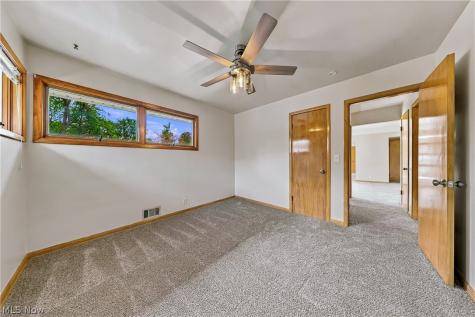 13917 Settlement Acres Drive Brook Park OH 44142