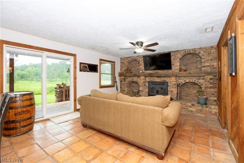 1425 County Road 1688 Mansfield OH 44903