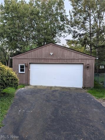 730 E Spruce Avenue Ravenna OH 44266