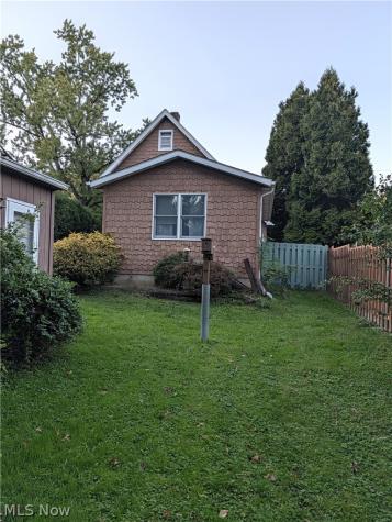 730 E Spruce Avenue Ravenna OH 44266
