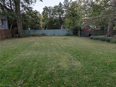 730 E Spruce Avenue Ravenna OH 44266