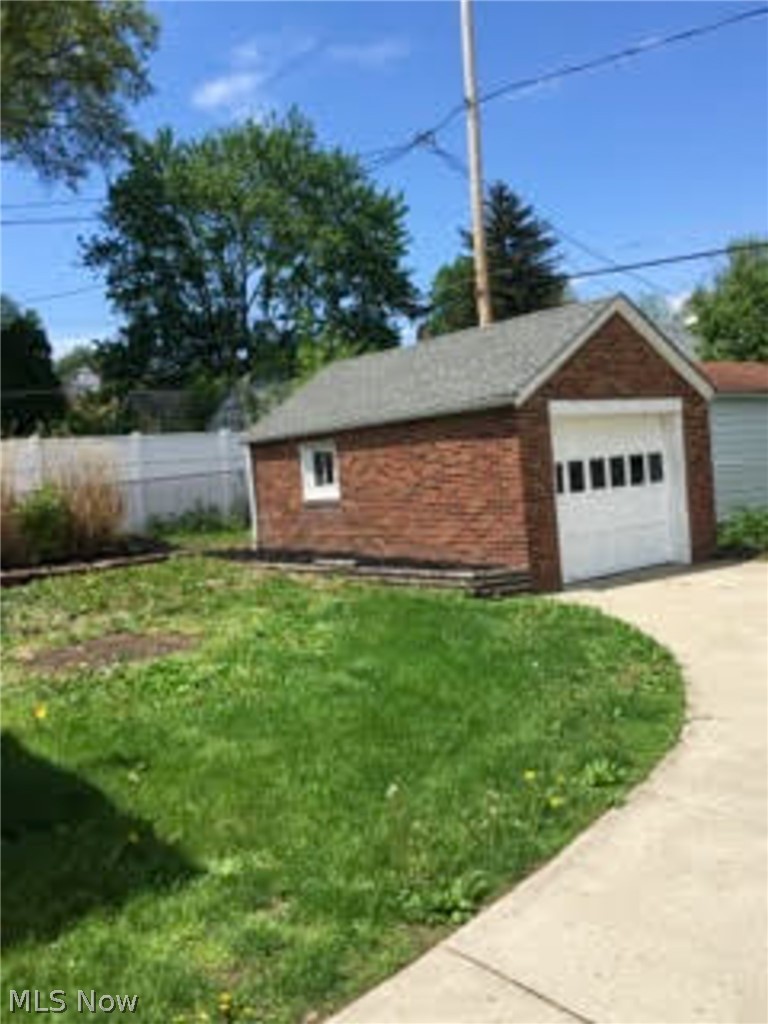 1335 22nd Street NE Canton OH 44714