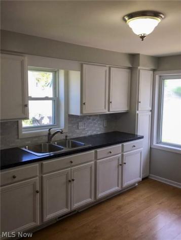 1335 22nd Street NE Canton OH 44714