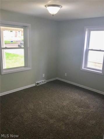 1335 22nd Street NE Canton OH 44714