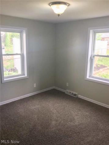 1335 22nd Street NE Canton OH 44714