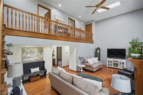 3862 Mount Vernon Boulevard Norton OH 44203