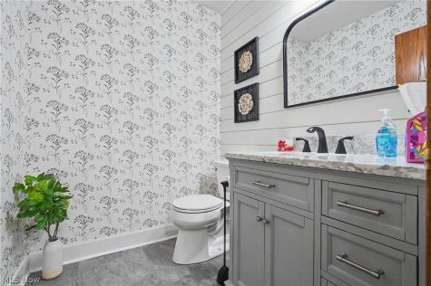 3862 Mount Vernon Boulevard Norton OH 44203
