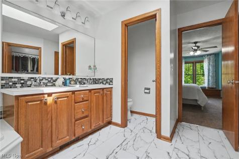 3862 Mount Vernon Boulevard Norton OH 44203
