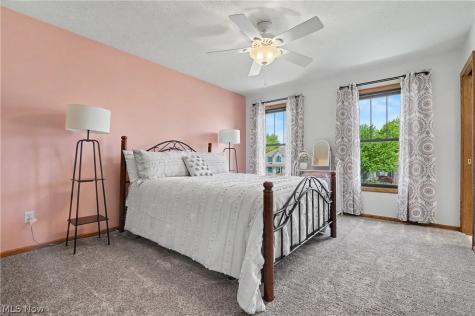 3862 Mount Vernon Boulevard Norton OH 44203