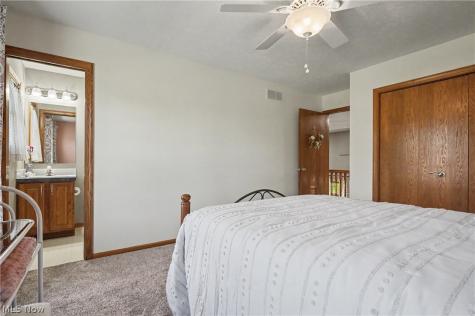 3862 Mount Vernon Boulevard Norton OH 44203