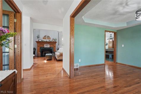 3862 Mount Vernon Boulevard Norton OH 44203