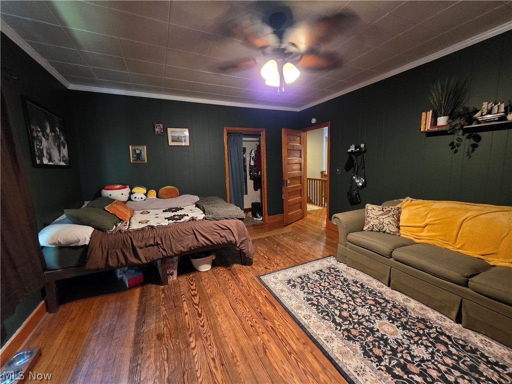 413 Cross Street Newcomerstown OH 43832